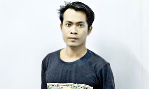 Tài nhẫn tâm đâm chết vợ trước mặt hai đứa con - Ảnh: Công An Nhân Dân