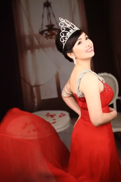 "Ong trum" va chuyen chua ke ve hoa hau Bui Bich Phuong-Hinh-2