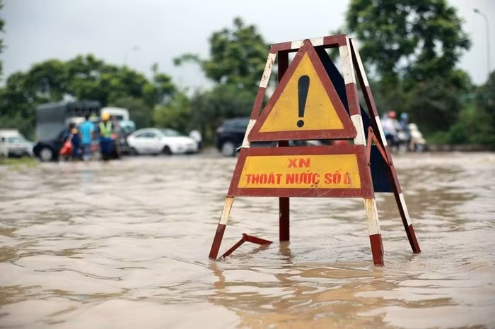 Nhung tuyen duong Ha Noi co the ngap sau khi mua lon