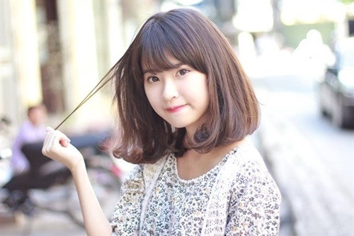 3. Tóc ngang vai uốn cúp đuôi Kiểu tóc ngang vai uốn cúp đuôi phù hợp với tất cả các khuôn mặt, đặc biệt, đây chính là sự thay đổi "an toàn nhất" - Ảnh: Internet