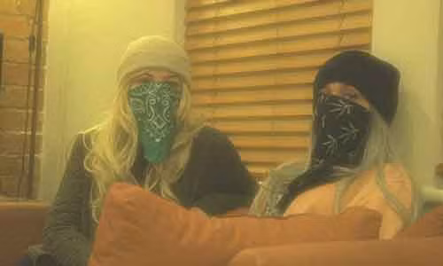 Rung ron cuoc song bang dang cua cac co gai tre