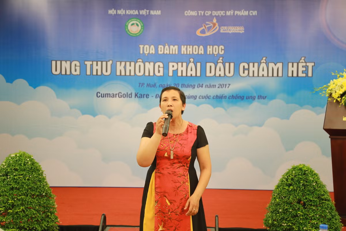 Nguoi phu nu khuyet vong 1 va cau chuyen lan toa khat vong song