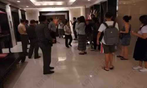 Hiện trường vụ tai nạn rơi thang máy tại Thái Lan. Ảnh: Daily News