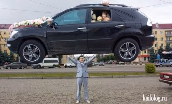 Vì tình yêu anh cũng nâng được cả "trái đất" luôn ấy chứ.