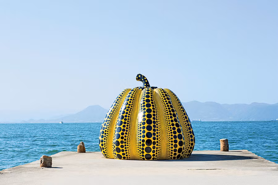 8 hon dao ky la cua Nhat Ban