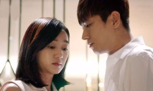 Chong vo tam suyt mat vo vao tay nguoi tinh tre