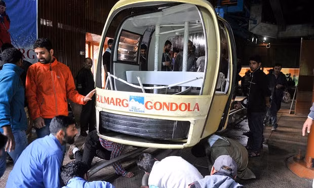 7 nguoi thiet mang trong tham canh roi cap treo o An Do