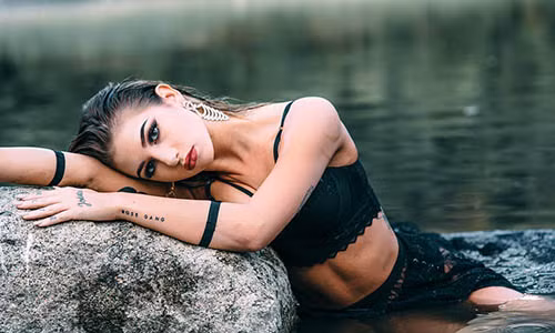 Lan nao dua vo di du tiec toi cung giat minh thon thot