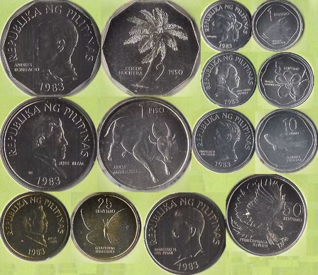 Mọi thứ có hình tròn, Philippines Người dân ở Philipines quan niệm rằng, việc bao quanh họ bằng những thứ có hình tròn (tượng trưng cho đồng xu) sẽ mang lại tiền và may mắn trong năm mới. Nên họ thường lựa chọn quần áo có họa tiết hình tròn, đồ ăn cũng có hình tròn.