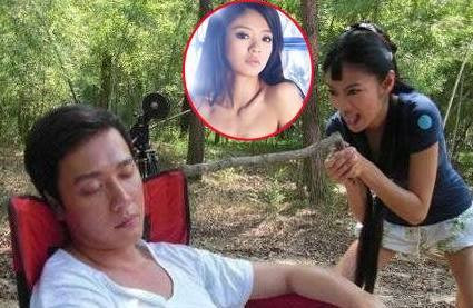 Nữ diễn viên An Dĩ Hiên đi tìm kiếm niềm vui bằng cách chọc phá giấc ngủ trưa của đồng nghiệp.