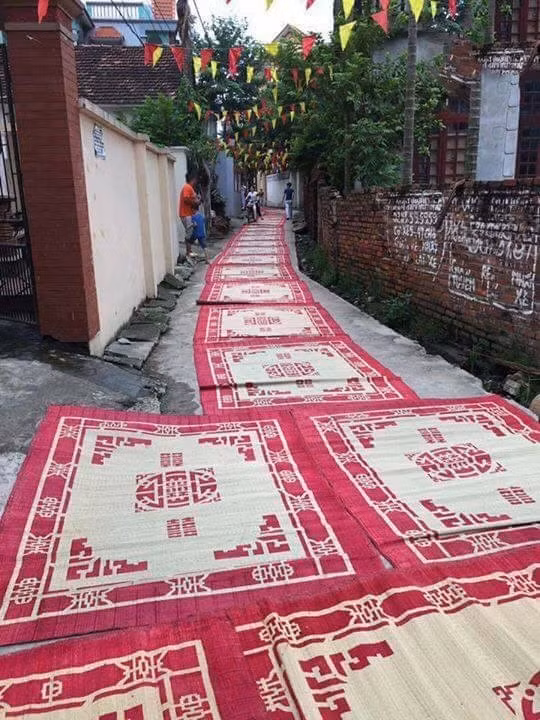 Dam cuoi trai toan chieu hoa tu nha ra ngo gay nao loan MXH-Hinh-2