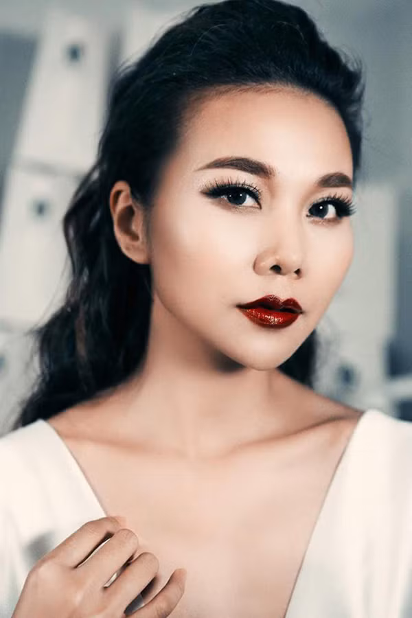 Vốn là người kín tiếng về đời tư, thực hư chuyện tình của siêu mẫu Thanh Hằng vẫn luôn là dấu hỏi lớn.