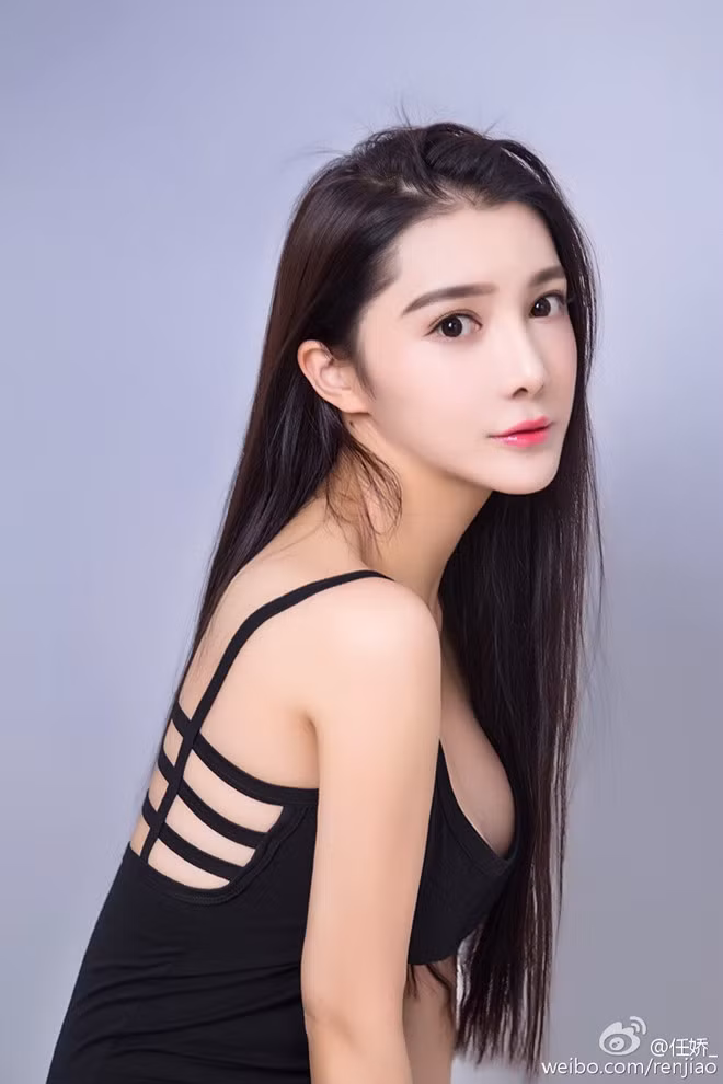 Gia đình không tổ chức tang lễ. Nhậm Kiều được hỏa táng và chôn cất nhanh chóng.