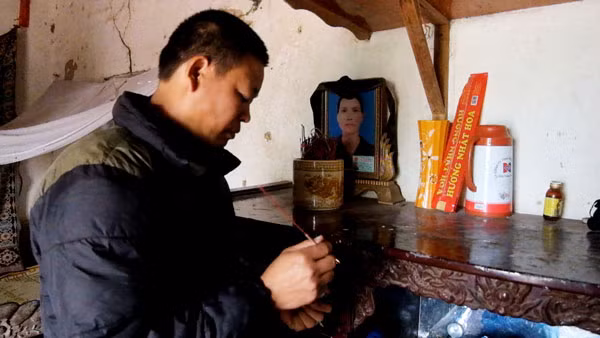 Vo mat khi mang thai, "ga trong" Hung Yen gong minh nuoi 8 con tho-Hinh-2