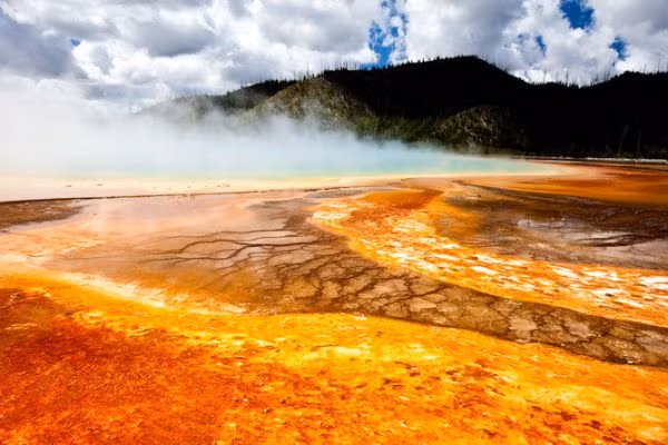 Siêu núi lửa Yellowstone có thể phun trào sau hàng nghìn năm - Hình 4 Sieu nui lua Yellowstone co the phun trao sau hang nghin nam-Hinh-4