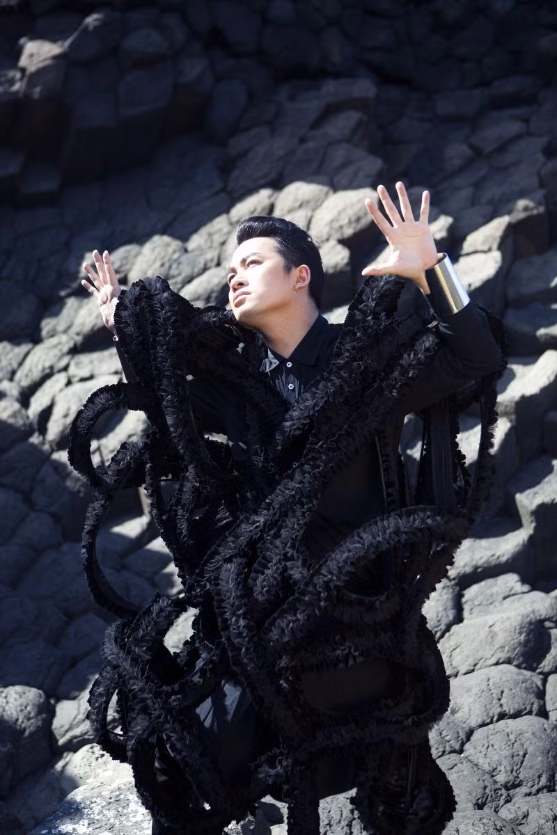 Tung Duong: "Gia tre lon be dam duoi nhac Bolero dung la su thut lui"