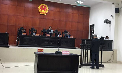 Tòa tuyên án bị cáo Vũ Xuân Viên 13 năm tù giam. (Ảnh Nguyễn Thúy)