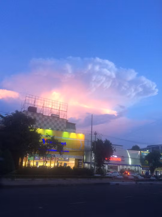 Vang hao quang ky la tren bau troi Dak Lak-Hinh-7