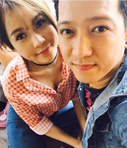 ... làm dấy lên tin đồn Trường Giang chia tay Nhã Phương, hẹn hò với hot girl trẻ đẹp.