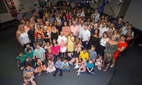 "Choang" voi cu ba 90 tuoi dong nghit con chau