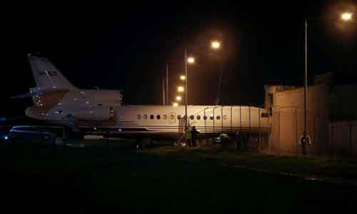 Chiếc Dassualt Falcon 7X đâm sầm vào tòa nhà của tập đoàn Polidano. Ảnh: Reuters