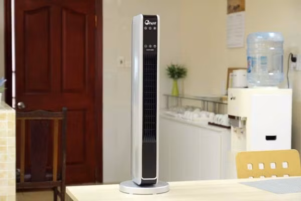 Ba mẫu máy sưởi gốm an toàn của FujiE luôn cháy hàng khi đông về.