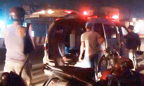 Canh sat truy tim oto can chet nguoi roi bo tron