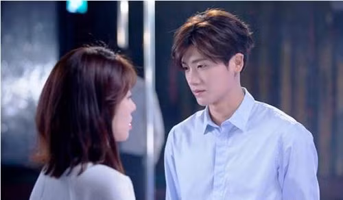 Co gai soc vi sau chia tay nguoi yeu nho em gai doi qua-Hinh-2