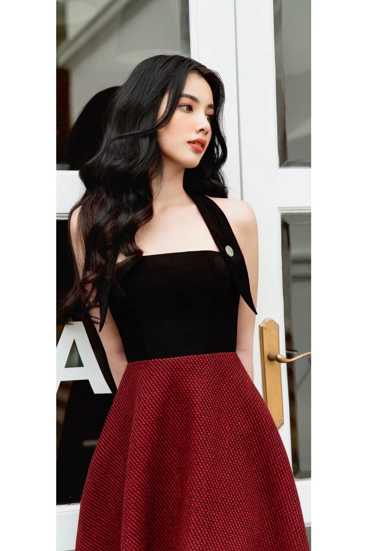 Sau khi vướng vào ồn ào hò hẹn với đại gia Đức Huy, Cẩm Đan ngày càng được nhiều người quan tâm, theo dõi.