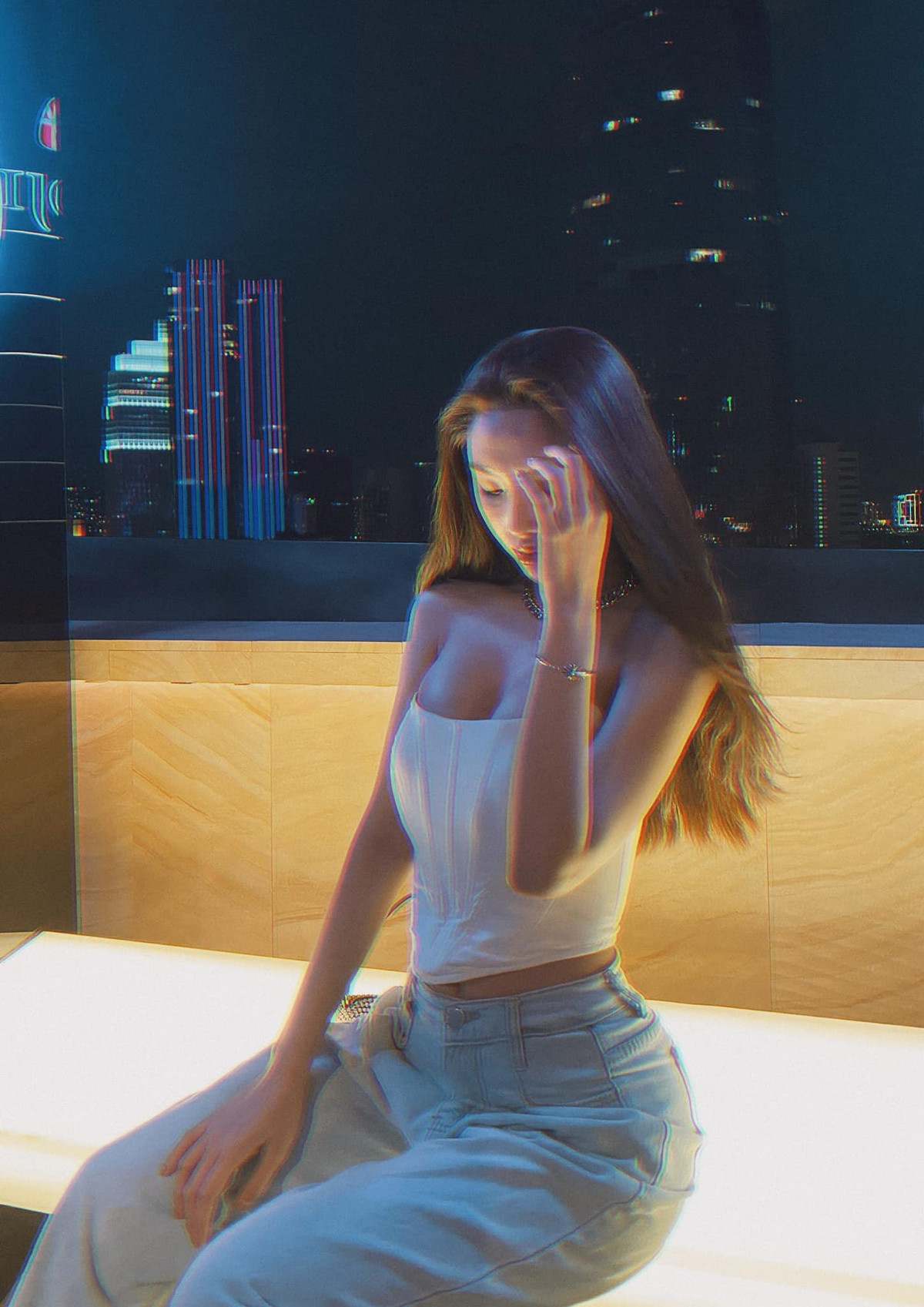 Mỹ Huyền dành nhiều thời gian để tập luyện, xây dựng hình ảnh. Cô chọn tập gym và yoga để có thân hình chắc khoẻ.