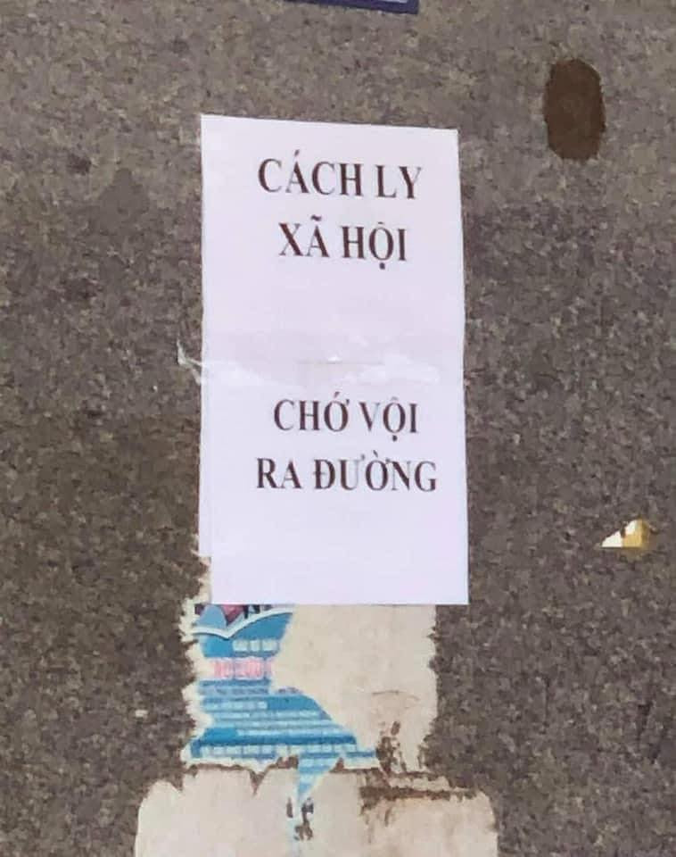 Ngay bên dưới bài đăng cư dân mạng cũng trổ tài sáng tạo thêm nhiều câu “chất” không kém để cổ vũ tinh thần chống dịch của mọi người. Ảnh: Duy Nguyên