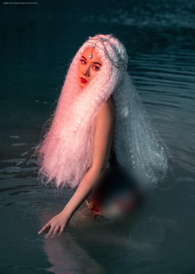 Có thời gian, Linh Miu được cho là đã "cải tà quy chính" khi xuất hiện với hình ảnh kín đáo và ít đăng tải ảnh nóng hơn.