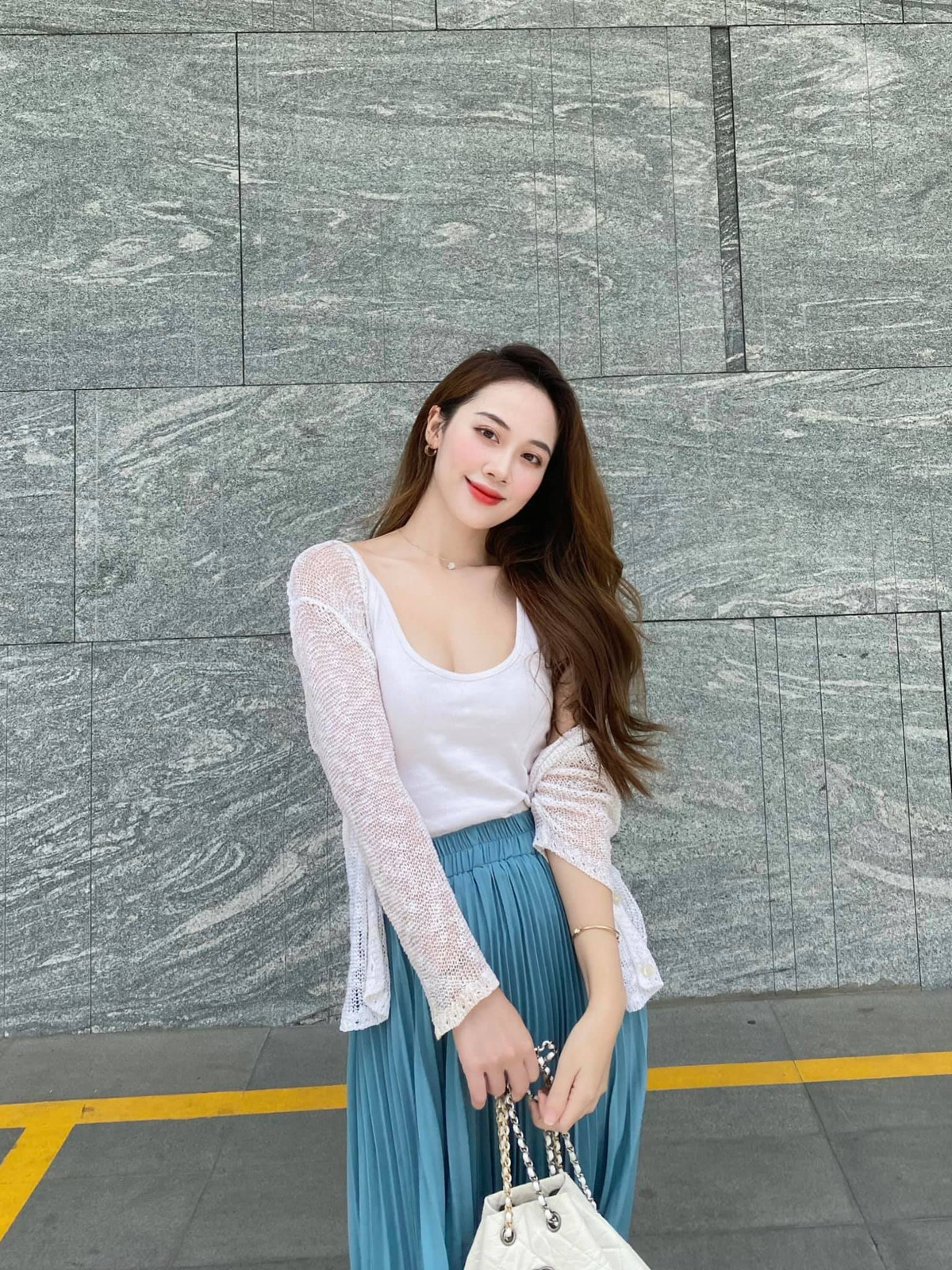 Thanh Xuân đã từ bỏ công việc bàn giấy để theo đuổi ước mơ và sở thích làm đẹp, trở thành KOL nổi tiếng.