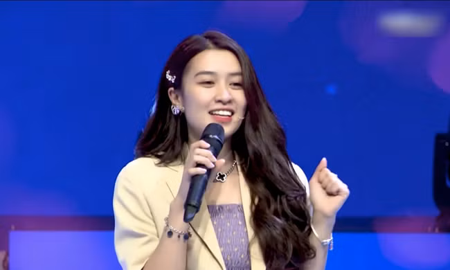 Nhan sac doi thuc cua hot girl “gay choang” vi tieu chi ken chong