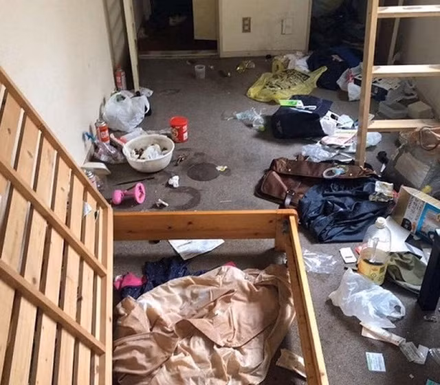 Khi những hình ảnh này được chia sẻ, nhiều người tỏ ra ngán ngẩm, đồng thời khuyên các chủ trọ nên thường xuyên kiểm tra phòng ốc cho thuê.