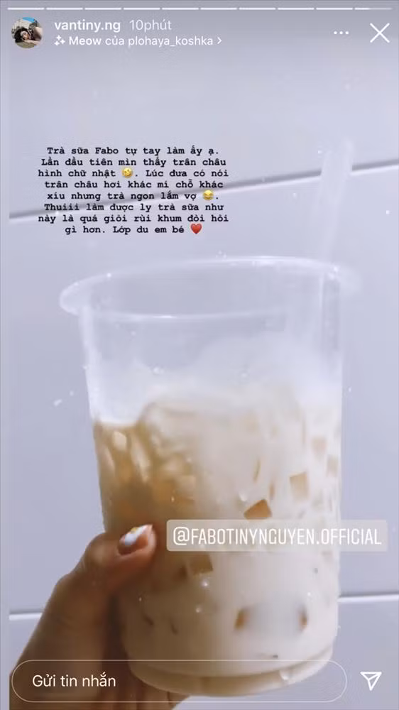 Fabo còn tự tay đáp ứng niềm đam mê trà sữa của vợ.