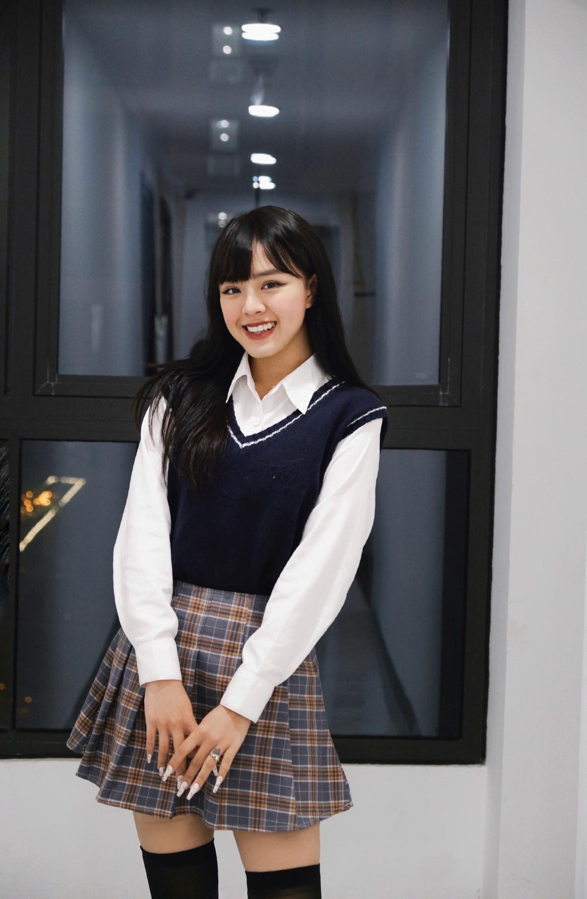 Mỗi lần đăng ảnh, nữ MC lại nhận về "bão tim" của cư dân mạng.