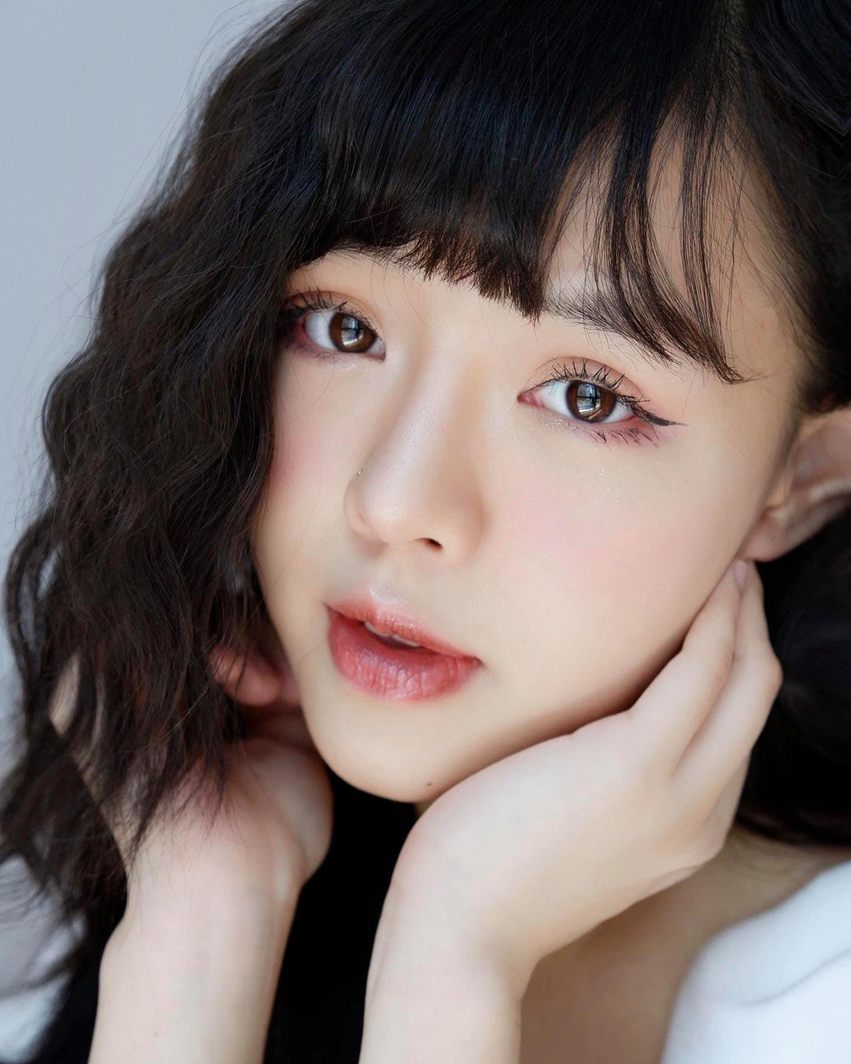 MC Thảo Trang tên đầy đủ là Ngô Thảo Trang. Nàng hot girl này sinh năm 1999, hiện sinh sống và làm việc tại Hà Nội.