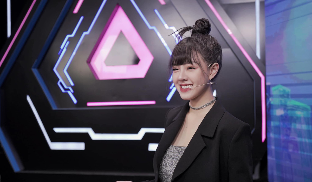 Trước đây, nữ MC xinh đẹp đã có kinh nghiệm 3 năm làm MC trong các chương trình thể thao hay sự kiện trong trường.