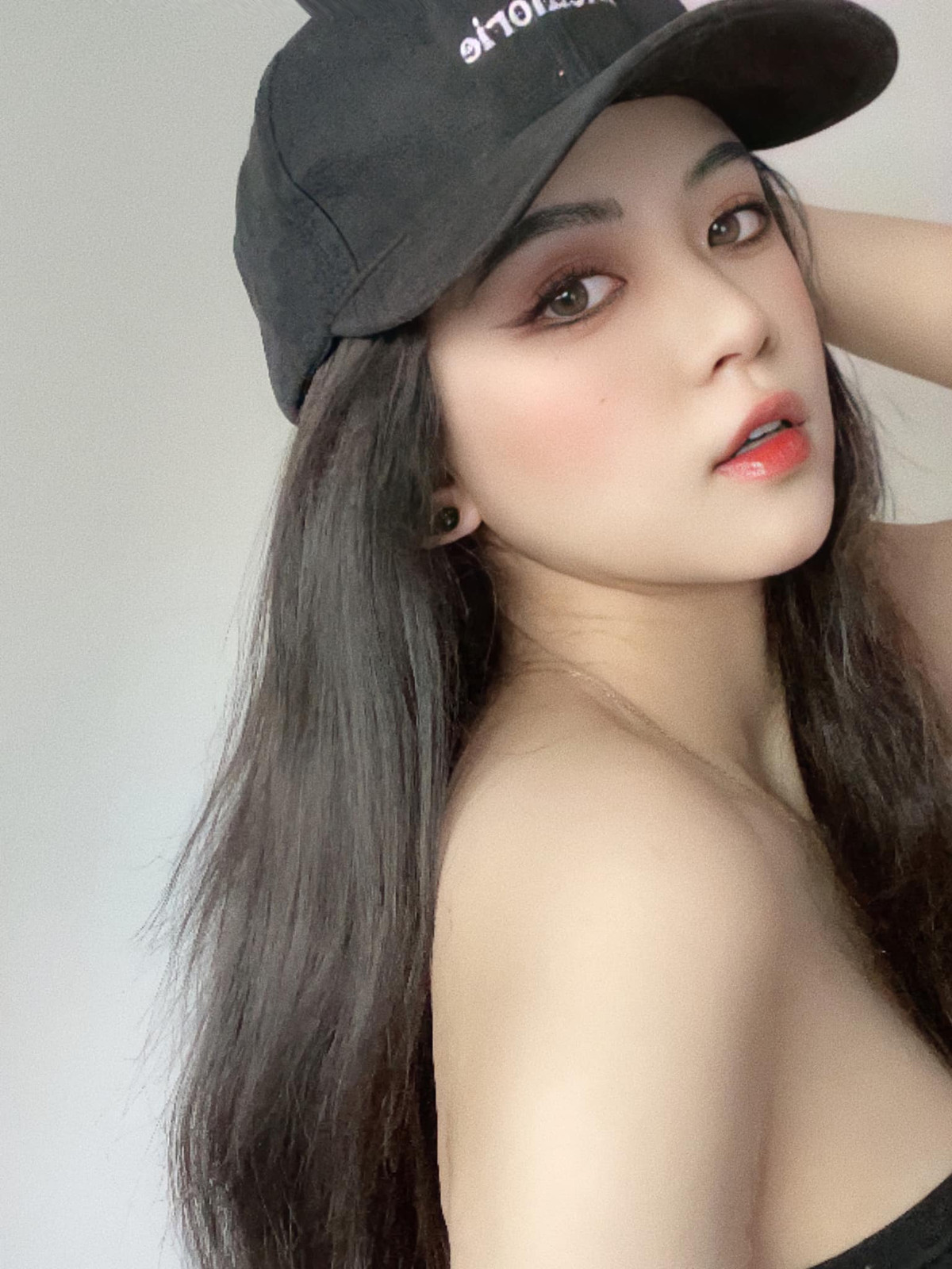 Khánh Ngọc hiện tại là một KOL với hơn 218.000 lượt theo dõi trên Instagram, Facebook có 23.800 người theo dõi.