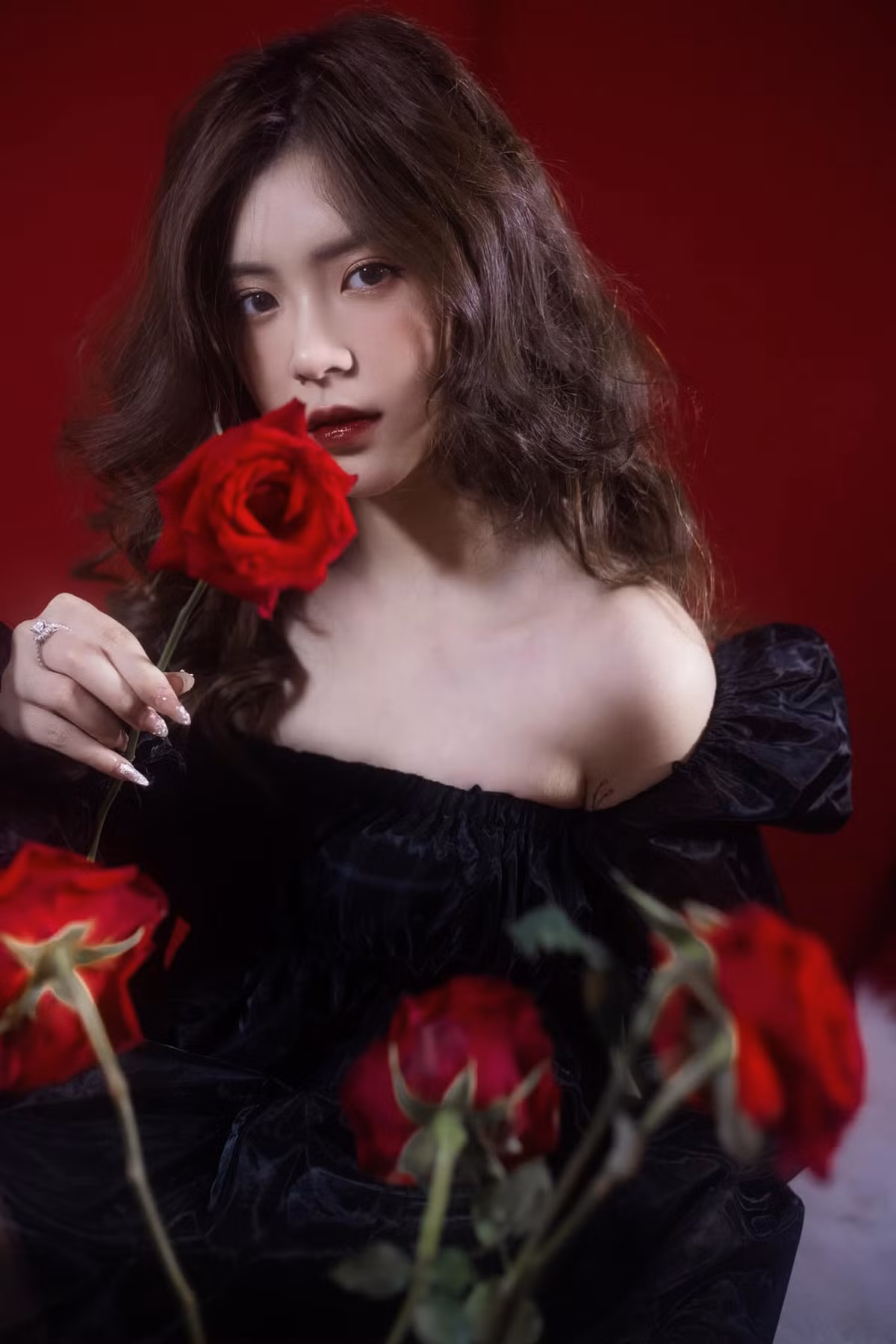 Ngoài thời gian học, Khánh Ngọc còn làm mẫu ảnh quen thuộc của nhiều cửa hàng thời trang tại Hà Nội.