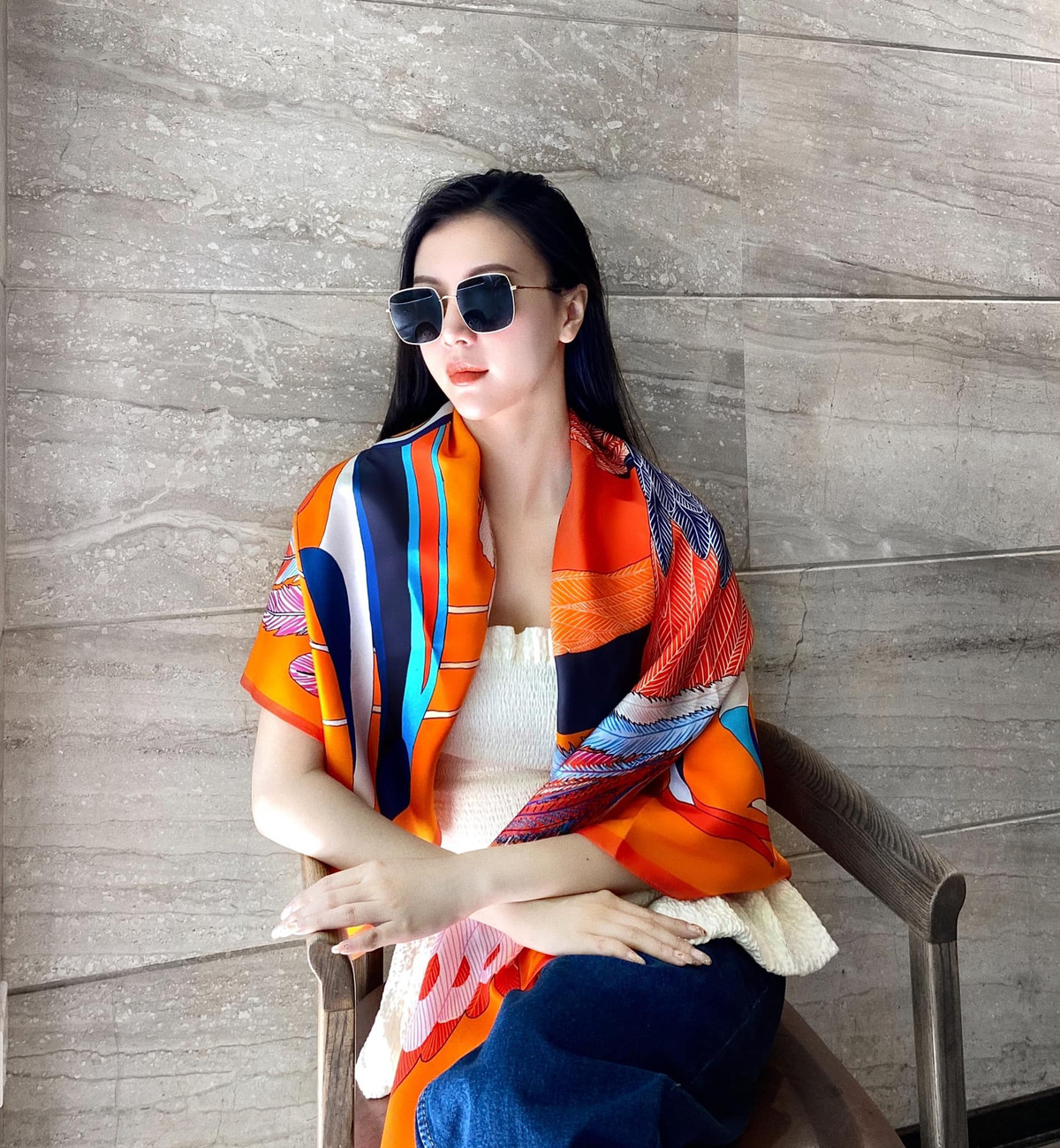 Sở hữu gương mặt xinh đẹp, vóc dáng hoàn hảo, không khó để thấy cô nàng 9X sẽ là một người cực kỳ thu hút đối phương. Không chỉ vậy, Vũ Ngọc Châm còn là tiếp viên tại hãng hàng không lớn của Hàn Quốc. Ảnh: FBNV