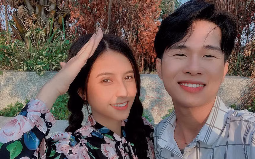 Thiên An có lẽ là cô gái gây chú ý MXH, là nữ chính từng đóng cùng nhiều MV với Jack, cô gái 9x này hiện tại lại lên tiếng thừa nhận mối quan hệ yêu đương, thậm chí còn có con với nam ca sĩ.