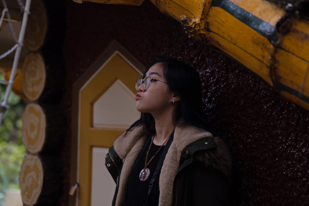 Những clip của cô được lấy ý tưởng từ những điều bình thường trong cuộc sống, được đa dạng hóa dưới dạng bài hát đơn giản. Vậy nên Chi Xê nhanh chóng trở thành gương mặt quen thuộc của giới trẻ. Ảnh: FBNV