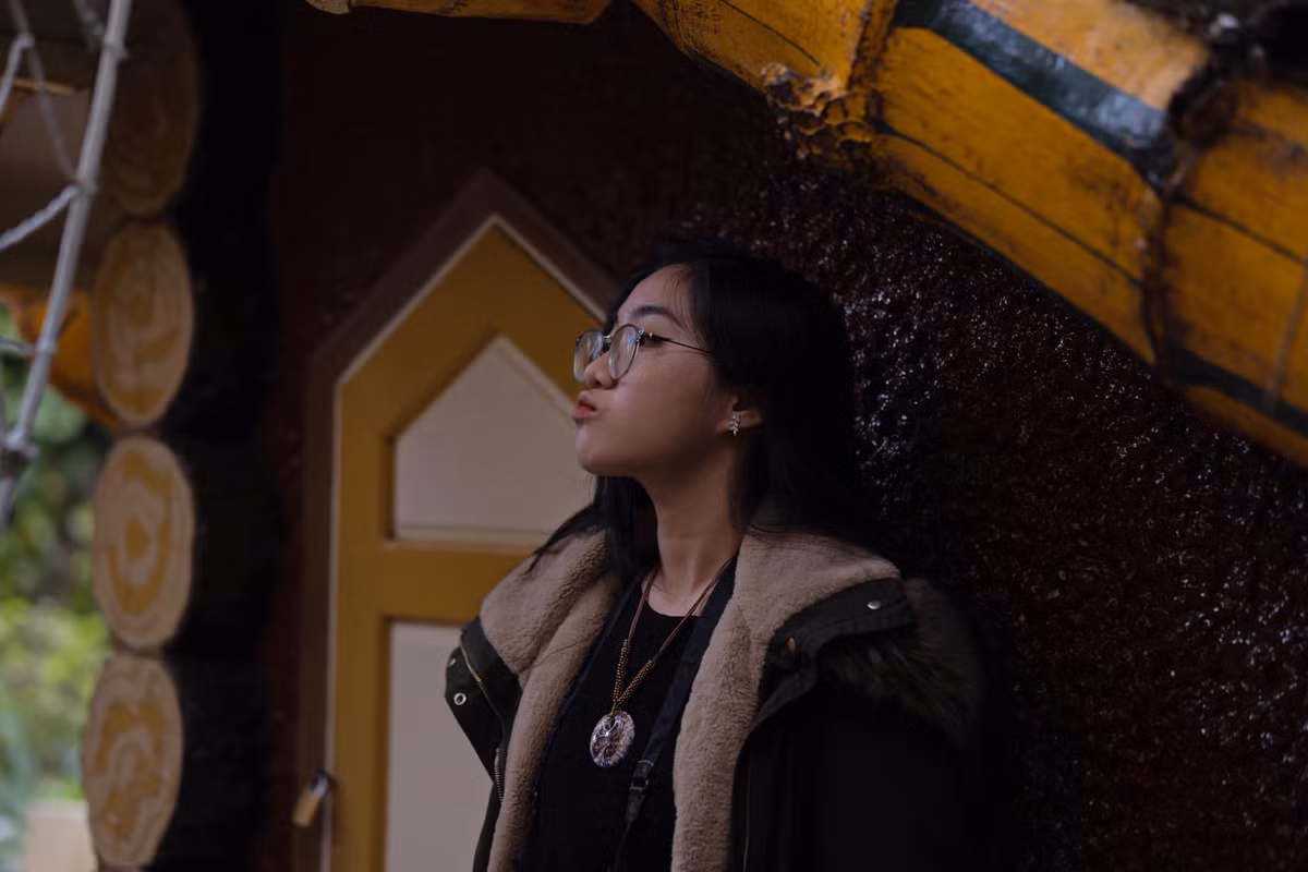 Những clip của cô được lấy ý tưởng từ những điều bình thường trong cuộc sống, được đa dạng hóa dưới dạng bài hát đơn giản. Vậy nên Chi Xê nhanh chóng trở thành gương mặt quen thuộc của giới trẻ. Ảnh: FBNV