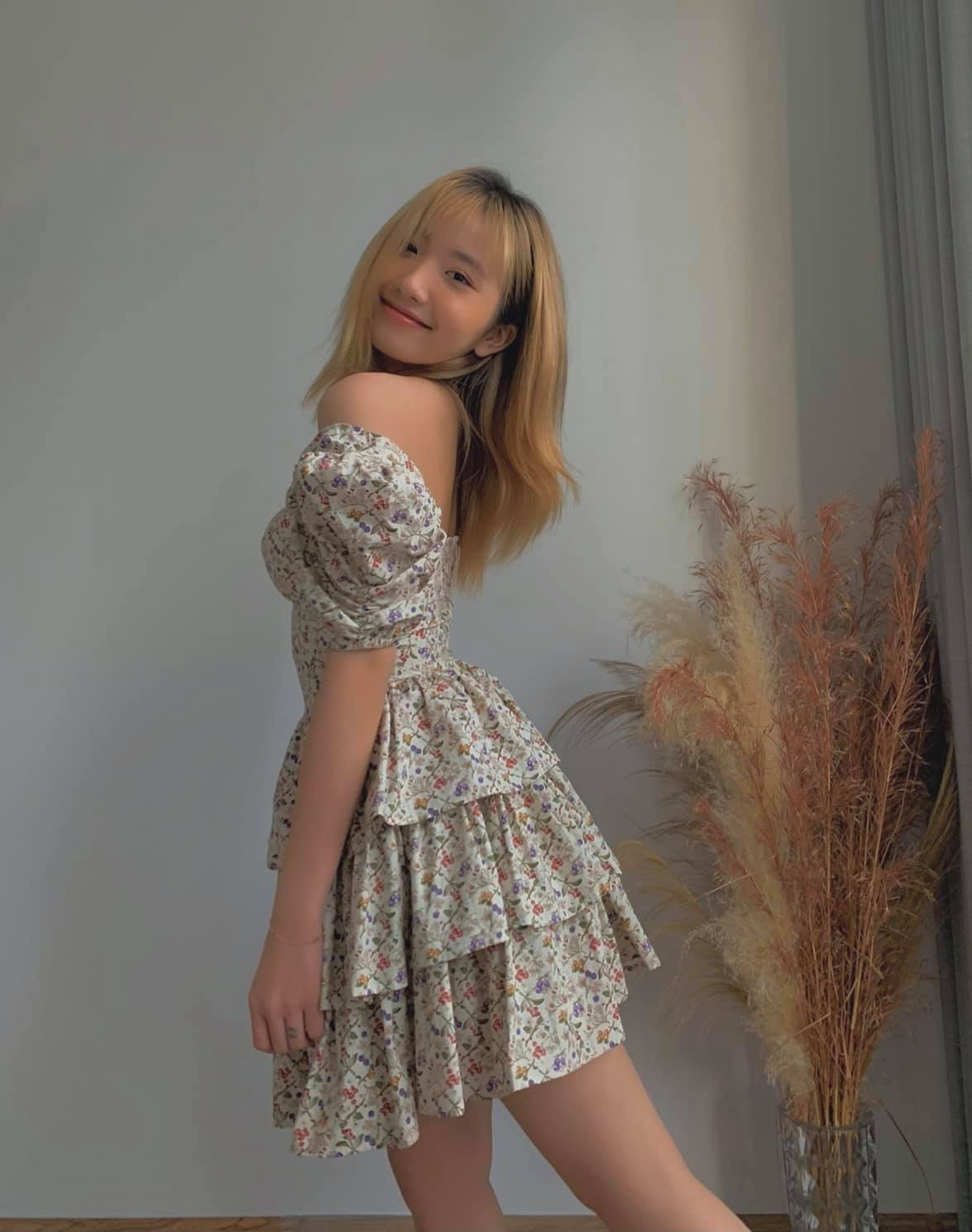 Không ít netizen đã vào bình luận và cho rằng, có lẽ vì có người yêu mới là Bụt nên Khánh Huyền phải thay đổi hình tượng.