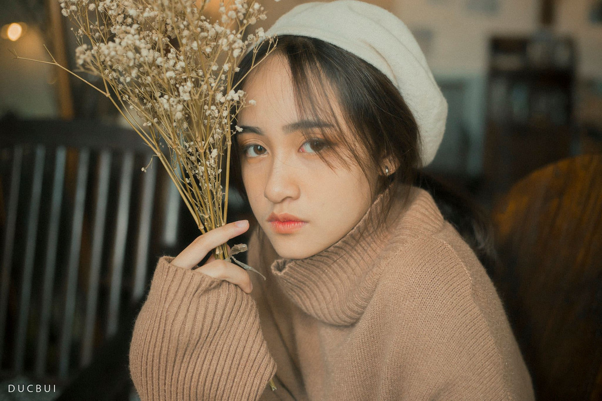 Nhờ lợi thế ngoại hình, Vân cũng trở thành người mẫu ảnh được nhiều nhiếp ảnh gia "chọn mặt gửi vàng".