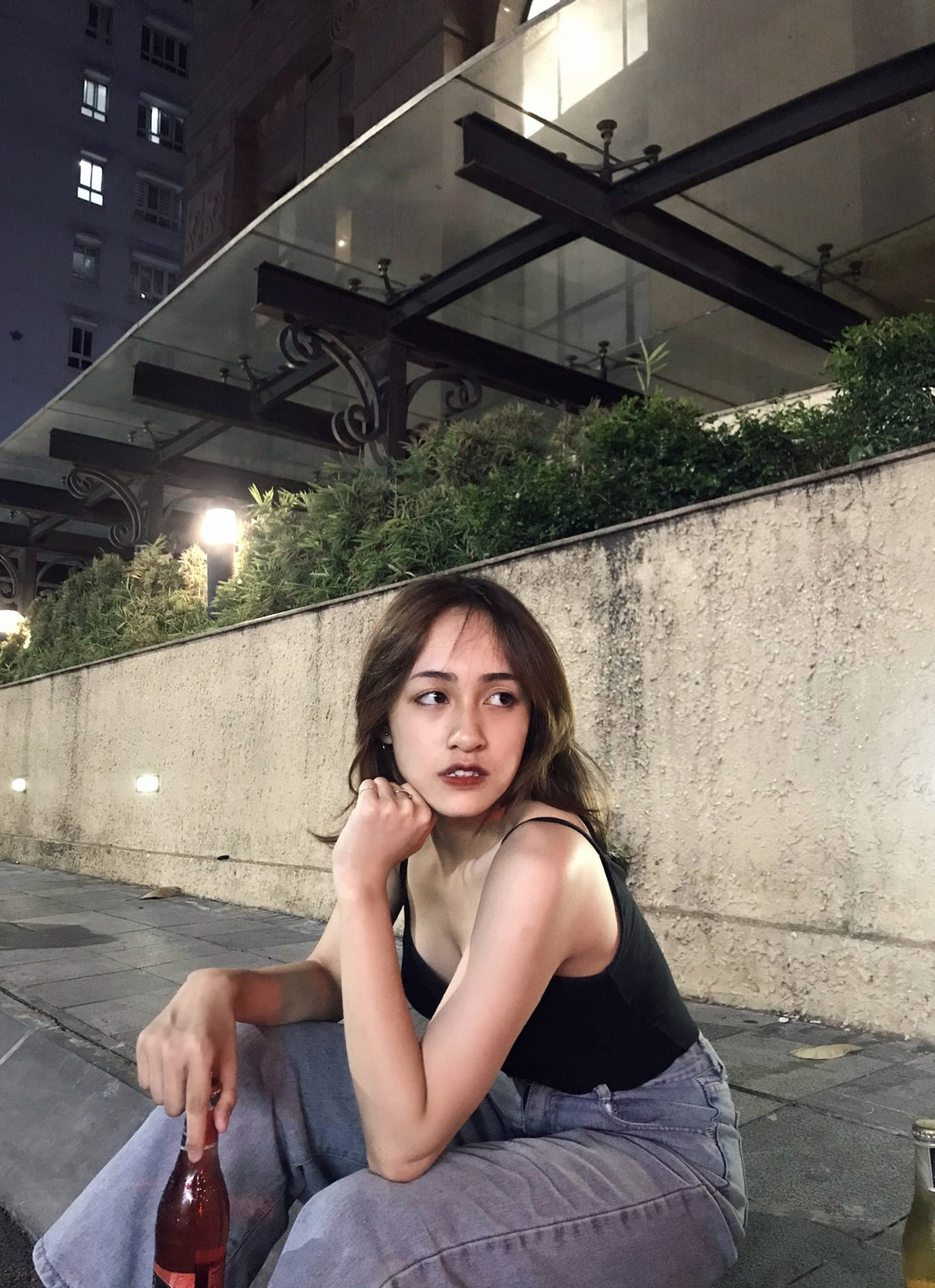 Những bức ảnh cô đăng tải nhận được nhiều lời khen từ phía cộng đồng mạng. Ảnh: FBNV