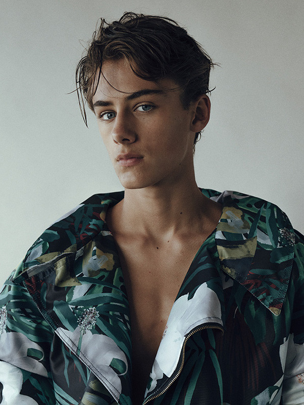 Hiện tại, ở tuổi 17 Miller đã có nhiều sự thay đổi, trổ mã và ra dáng thanh niên thực thụ.