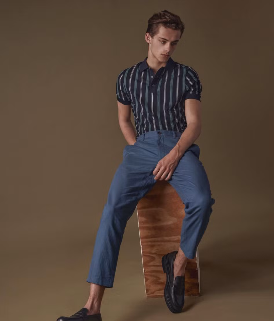 Ngoài đẹp trai, William Franklyn-Miller còn được đánh giá là có gu ăn mặc cực kỳ sành điệu, cuốn hút.